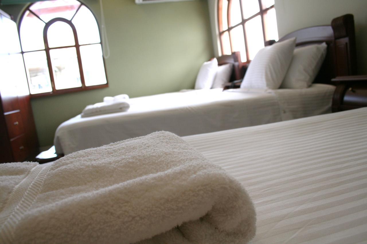 Hotel Maria Isabel Manta Extérieur photo