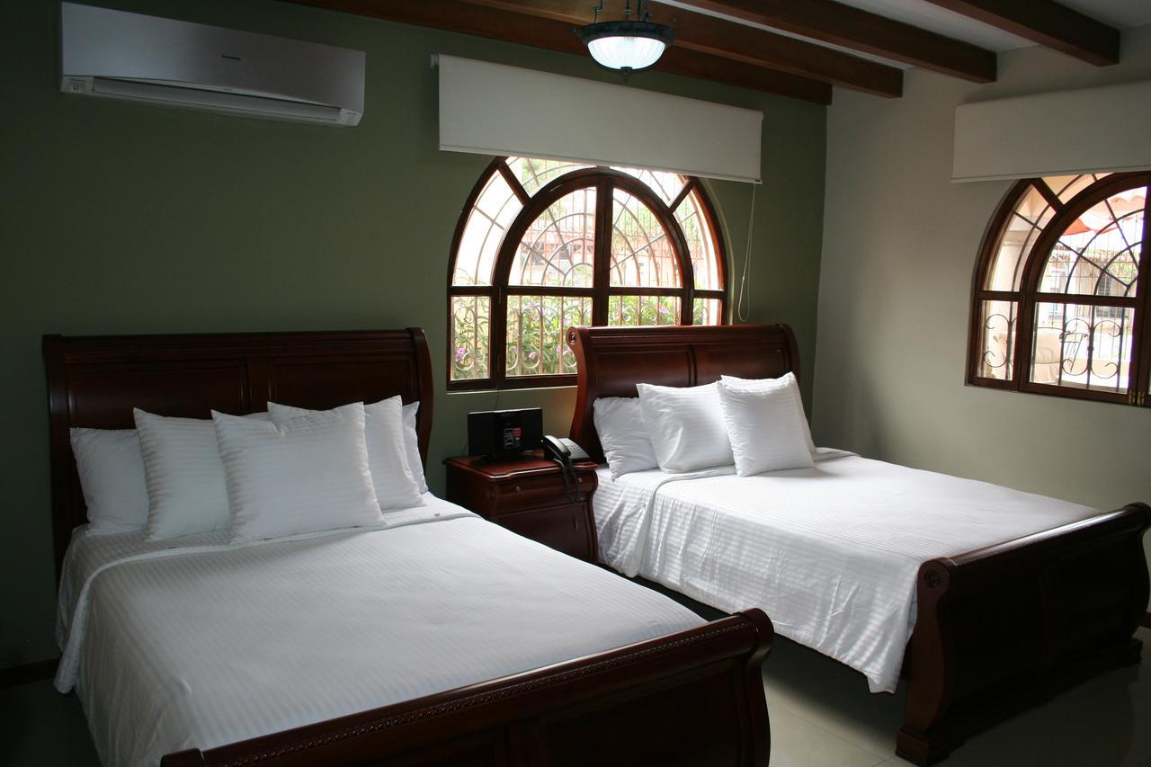 Hotel Maria Isabel Manta Extérieur photo